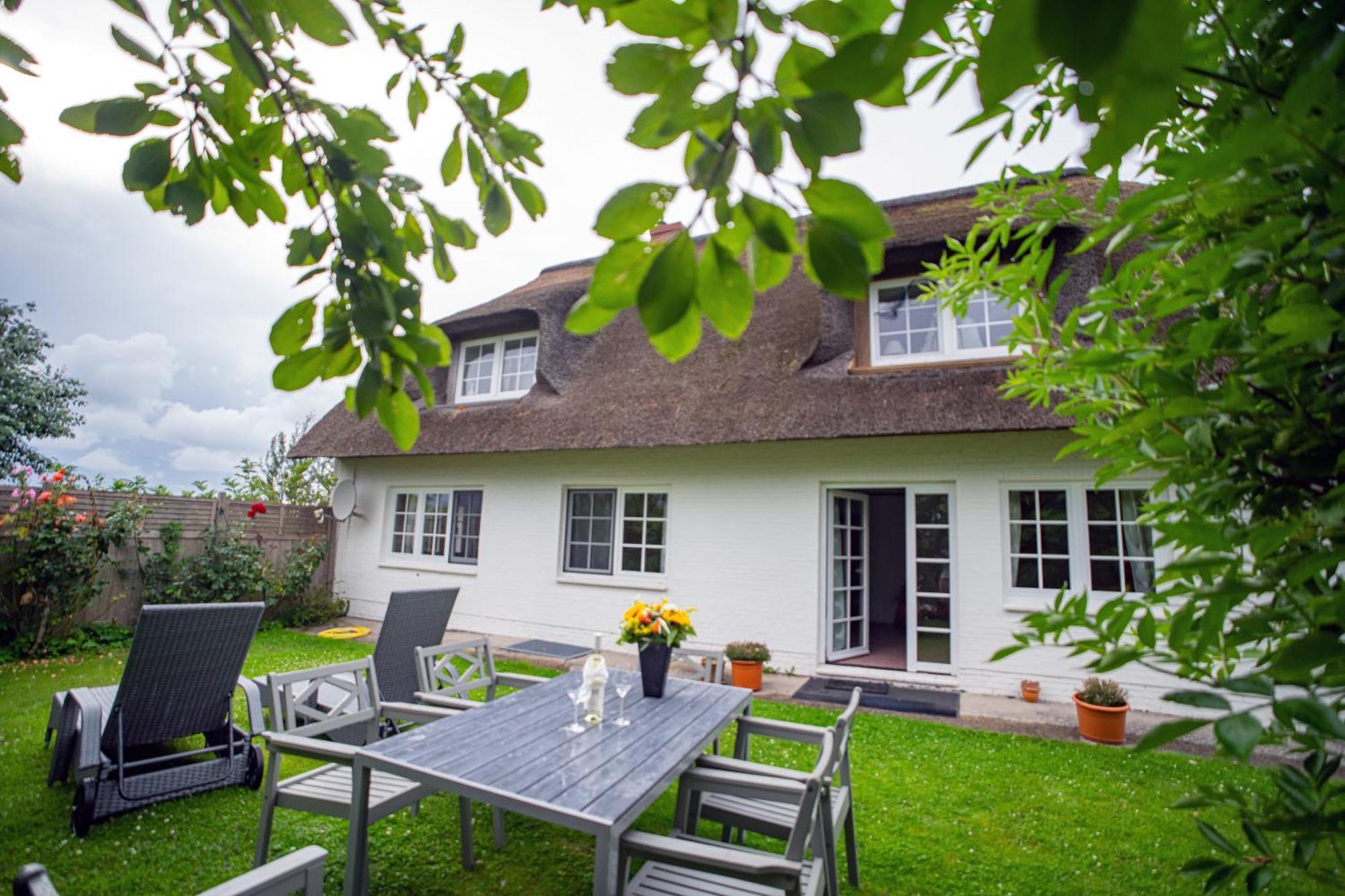 Ferienwohnung Haus Am Leuchtturm Pellworm Exterior foto